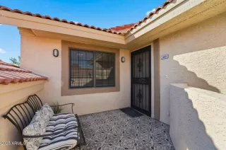 Photo #6: 6938923 Listing