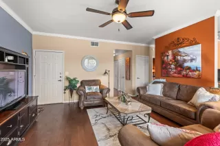 Photo #1: 6939103 Listing 