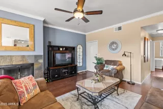 Photo #3: 6939103 Listing 