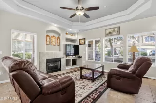 Photo #6: 6939245 Listing