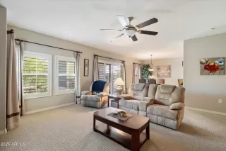 Photo #3: 6939333 Listing