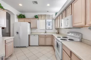 Photo #1: 6939682 Listing