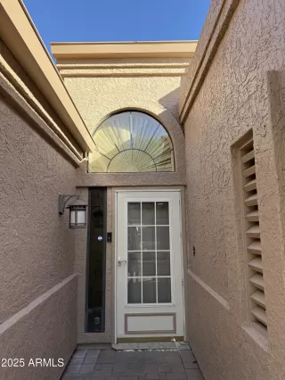 Photo #2: 6939875 Listing