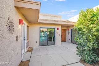 Photo #6: 6939910 Listing