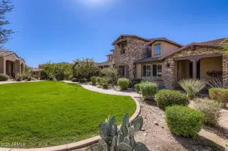 Photo #2: 6939984 Listing