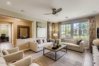 Photo #4: 6939984 Listing