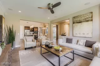 Photo #5: 6939984 Listing