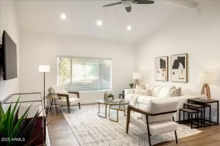 Photo #1: 6940015 Listing 