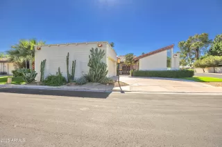 Photo #1: 6940049 Listing