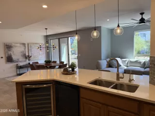 Photo #4: 6940063 Listing 