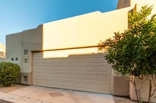 Photo #2: 6940097 Listing