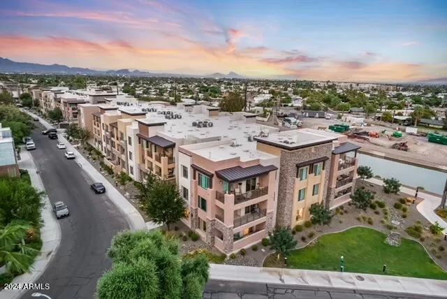 MLS: 6940290 Condo For Sale