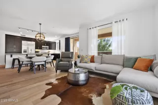 Photo #2: 6940290 Listing 