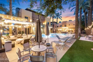 Photo #5: 6940290 Listing 