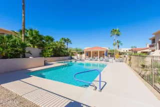 Photo #3: 6940334 Listing