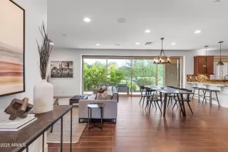 Photo #1: 6940338 Listing