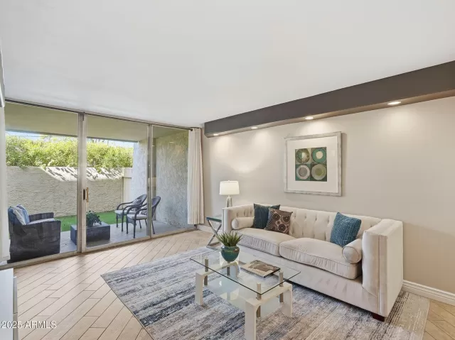 MLS: 6940428 Condo For Sale