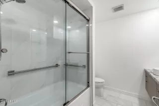 Photo #6: 6940607 Listing