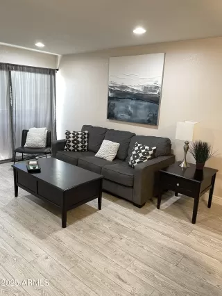 Photo #1: 6940627 Listing