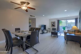 Photo #4: 6940627 Listing