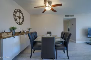 Photo #6: 6940627 Listing