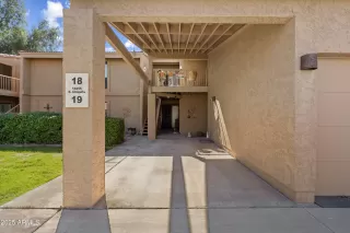 Photo #2: 6940772 Listing