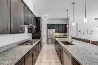 Photo #3: 6940814 Listing