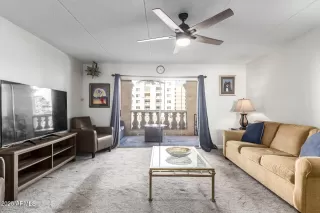 Photo #1: 6940836 Listing