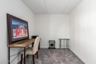 Photo #6: 6940836 Listing