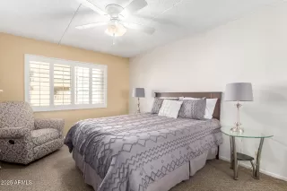 Photo #6: 6940840 Listing