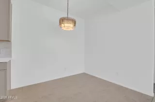 Photo #4: 6940848 Listing