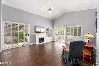 Photo #6: 6941021 Listing