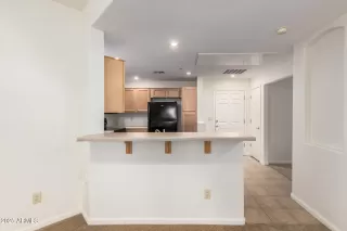 Photo #3: 6941072 Listing