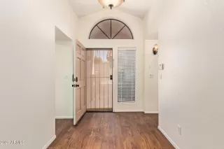 Photo #2: 6941091 Listing 