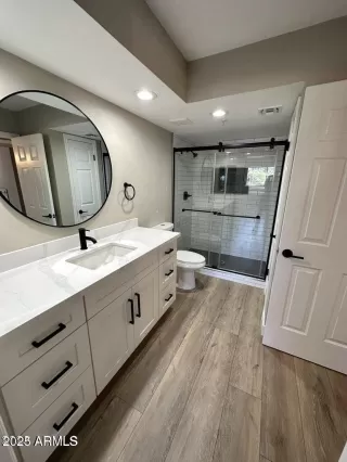 Photo #5: 6941105 Listing 