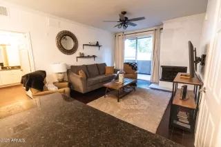 Photo #4: 6941163 Listing 