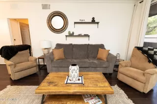 Photo #5: 6941163 Listing 