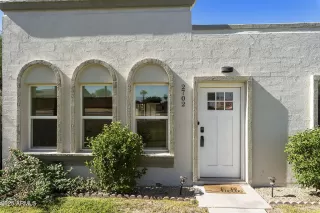 Photo #1: 6941283 Listing