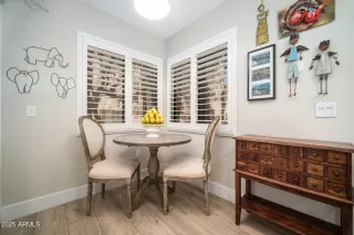 Photo #5: 6941308 Listing 