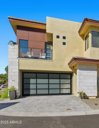 Photo #1: 6941309 Listing