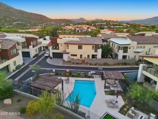 Photo #3: 6941309 Listing