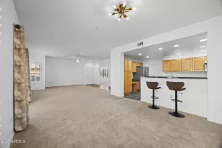 Photo #4: 6941330 Listing