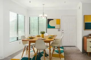 Photo #5: 6941485 Listing