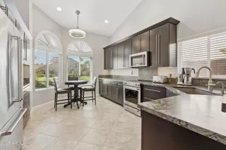 Photo #1: 6941580 Listing 