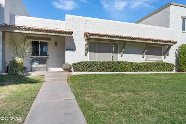 MLS: 6941613 Condo For Sale