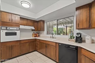 Photo #6: 6941613 Listing 