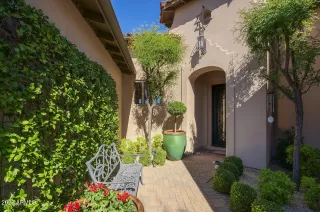 Photo #4: 6941658 Listing 