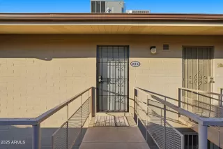 Photo #4: 6941660 Listing 