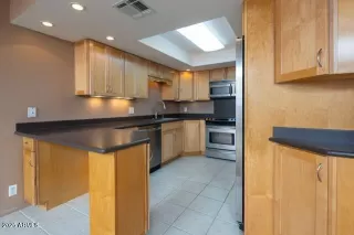 Photo #1: 6941673 Listing 