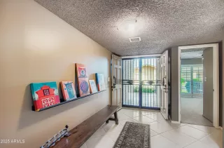 Photo #2: 6941714 Listing 